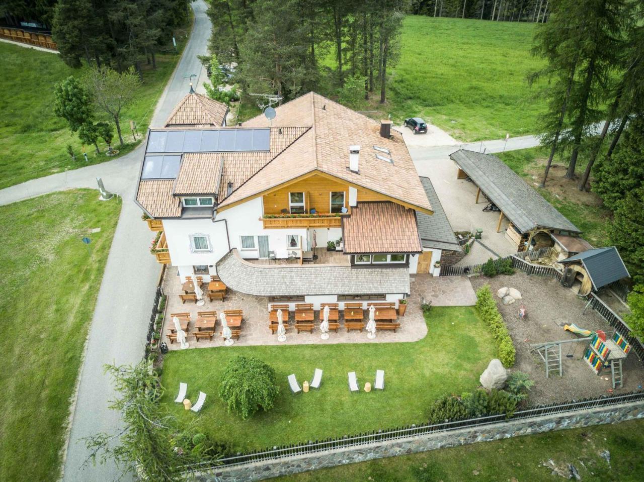 Hotel Landgasthof Laerchenwald Collepietra (Trentino Alto Adige) Exterior foto