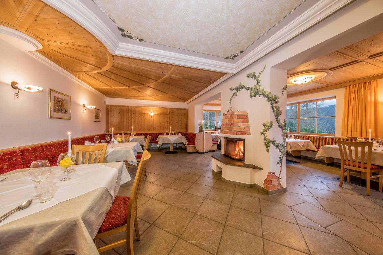 Hotel Landgasthof Laerchenwald Collepietra (Trentino Alto Adige) Exterior foto